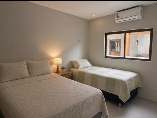 Casa Cerejeiras - Condomínio Privado - 1