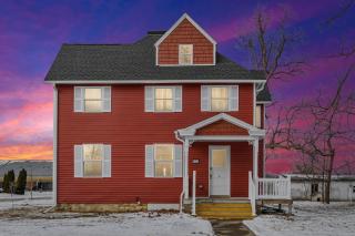 The Schoolhouse-Steps from Coe & Close to Downtown - 0