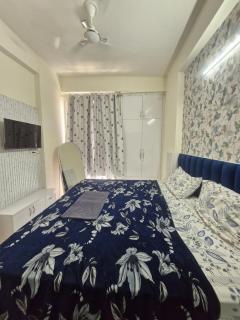 The snug nest stays - 5