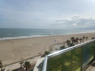 Appartement 5 personnes avec terrasse, parking, WIFI et accès direct à la plage - FR-1-776-86 - 0