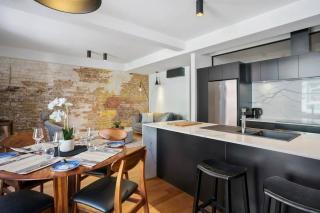 Explore the Quaint Cafe Locale from Saddlers House - 2
