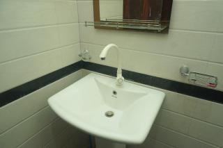 T-Nova Guest House - 4