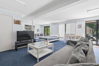 Quandamooka Beach House - 3
