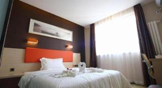 7 Days Premium Beijing Dabaotai Metro Station Luhua Road - 8