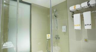 Jtour Inn Huanggang Wuxue City Square - 4