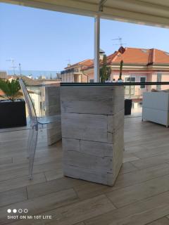 Appartamento Spotorno con ampio terrazzo attrezzato anche con angolo cottura - 9