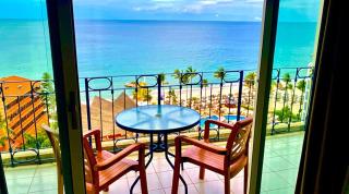 Ocean View Apartment in Perfect Location - 0
