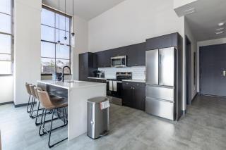 Landing Apartments - The 55 Elm Club - 5
