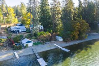 Lakefront Cabin with Private Beach and Dock - 1