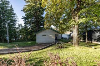 Lakefront Cabin with Private Beach and Dock - 3