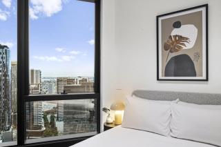 High-Rise 2-Bed Stay at Queensbridge - 6