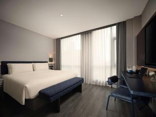 Atour Light Hotel Xi'an Gaoxin Zhangba 4th Road Metro Station - 1