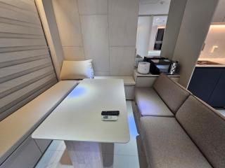 Family Suite with Kitchen & Washer - 6