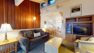 Mammoth Estates 2 Bedroom Condos Near Mammoth Village - Mammoth Lakes - 9
