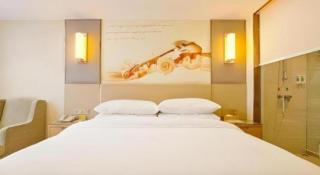 Vienna Hotel Zhengzhou East High-Speed Railway Station - 5