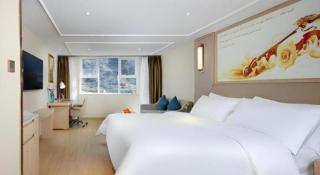 Vienna Hotel Sichuan Ganzi 318 National Highway Yajiang - 3
