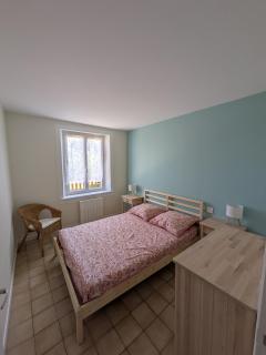 Family Cottage - 1