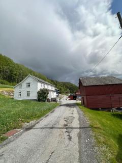 Farmhouse at Fenno - 7