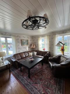 Farmhouse at Fenno - 2