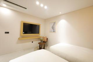 Nestly Hotel - 1