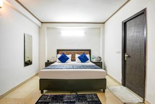 Hotel Dolphin at Delhi Airport - 2
