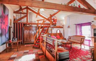 Wood Loft - 8