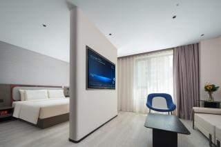 Atour Light Hotel Dalian Donggang Business District Music Fountain Square - 1