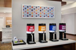 Hampton Inn & Suites Detroit/Troy - 4