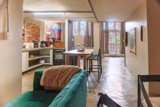 Urban Rhythm Loft - 9