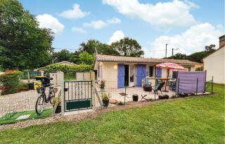 1 Bedroom Stunning Home In Saint-Vivien-De-Médoc - 0