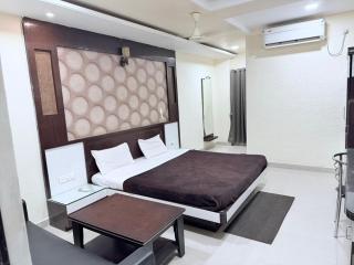 Hotel Shree Satyam - 1