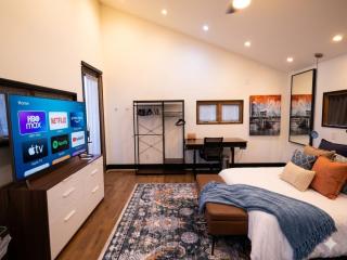 Modern Tiny Home with Downtown View - 8