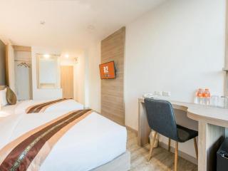 B2 Phrae Boutique and Budget Hotel - 1