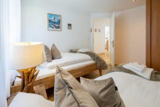 Luxus Familiendomizil mit Matterhornsicht by Inspiring Places Zermatt - 2