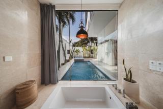 Eight Palms Villa Seminyak by Ini Vie Hospitality - 1