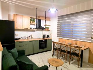 Anthouli Homes 1, steps from beach and centre - 4