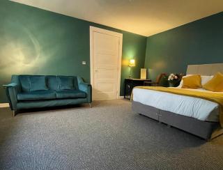 The Golf Open - Secluded Building - Town Centre with Garden - 2
