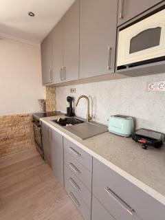 Absolute Beachfront Villa-Grand Sandy Beach - 1