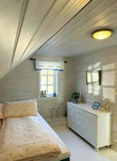 Fisherman's Cabin With Own Quay At Viksefjorden - 1