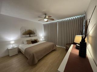 Penthouse - Private roof top terace - Free access to pool and beach - 7