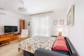 Cozy Sea View Flat - 3
