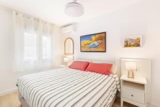 Cozy Sea View Flat - 1