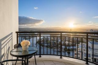 Chevron Renaissance Apartment with Ocean & Hinterland Views, Parking & Resort Facilities - 6