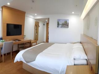 GreenTree Inn Anqing Qianshan County Sunshine City Express Hotel - Qianshan - 7