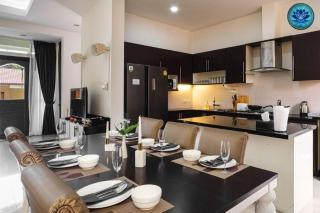 King Family Massarossa Pool Villa Pattaya VIP - 4