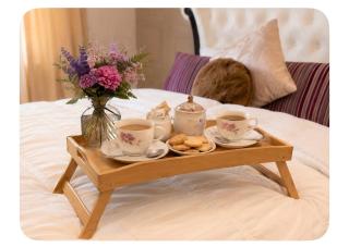 The Belford Hideaway - Large King Bedroom With Luxury Ensuite Free Parking & WiFi - 3