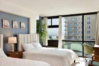 Modern Studio - Partial Beach Views Pool & Porch - 0