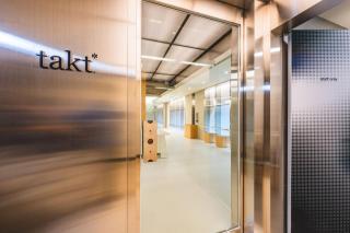 Takt Jongno Female Only Capsule Hotel - 3
