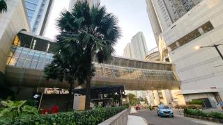 Direct Mall Access - Cozy Studio at Taman Anggrek Residence - 9