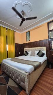 Hotel Prince Residency Near Mayapuri Metro - 1